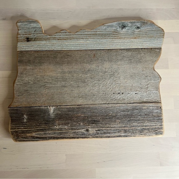 Handmade Reclaimed Wood Oregon State Sign - Picture 1 of 3